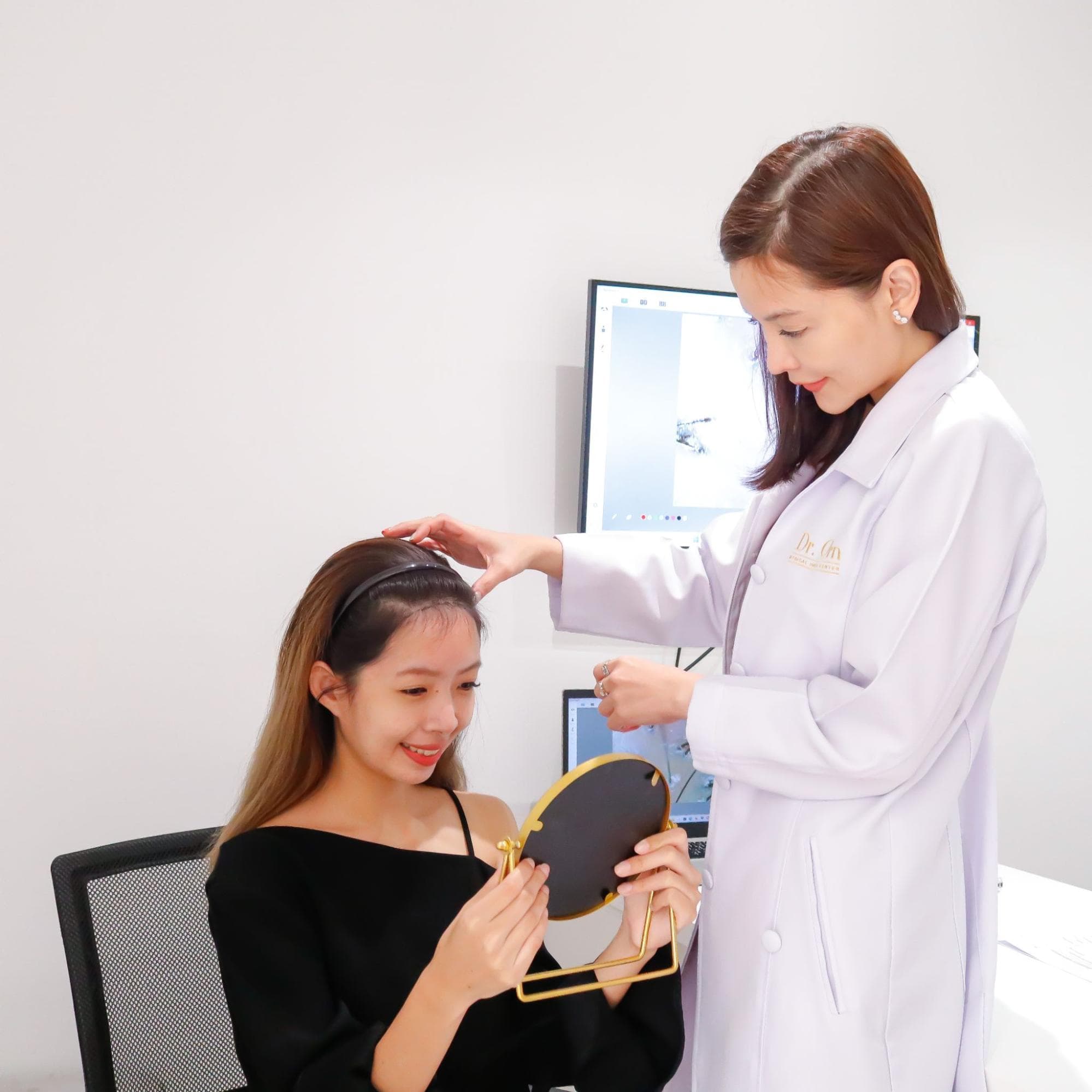 ปลูกผมผู้หญิงแก้ปัญหาผมบาง ผมร่วง ควรปลูกผมถาวรแบบไหนดี?